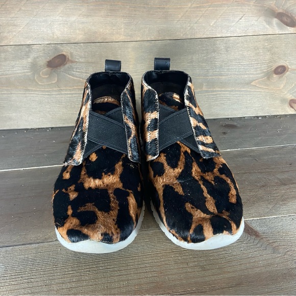 Cole haan zerogrand chukka Womens size 7 shoes leopard print slip on boots - Picture 6 of 8